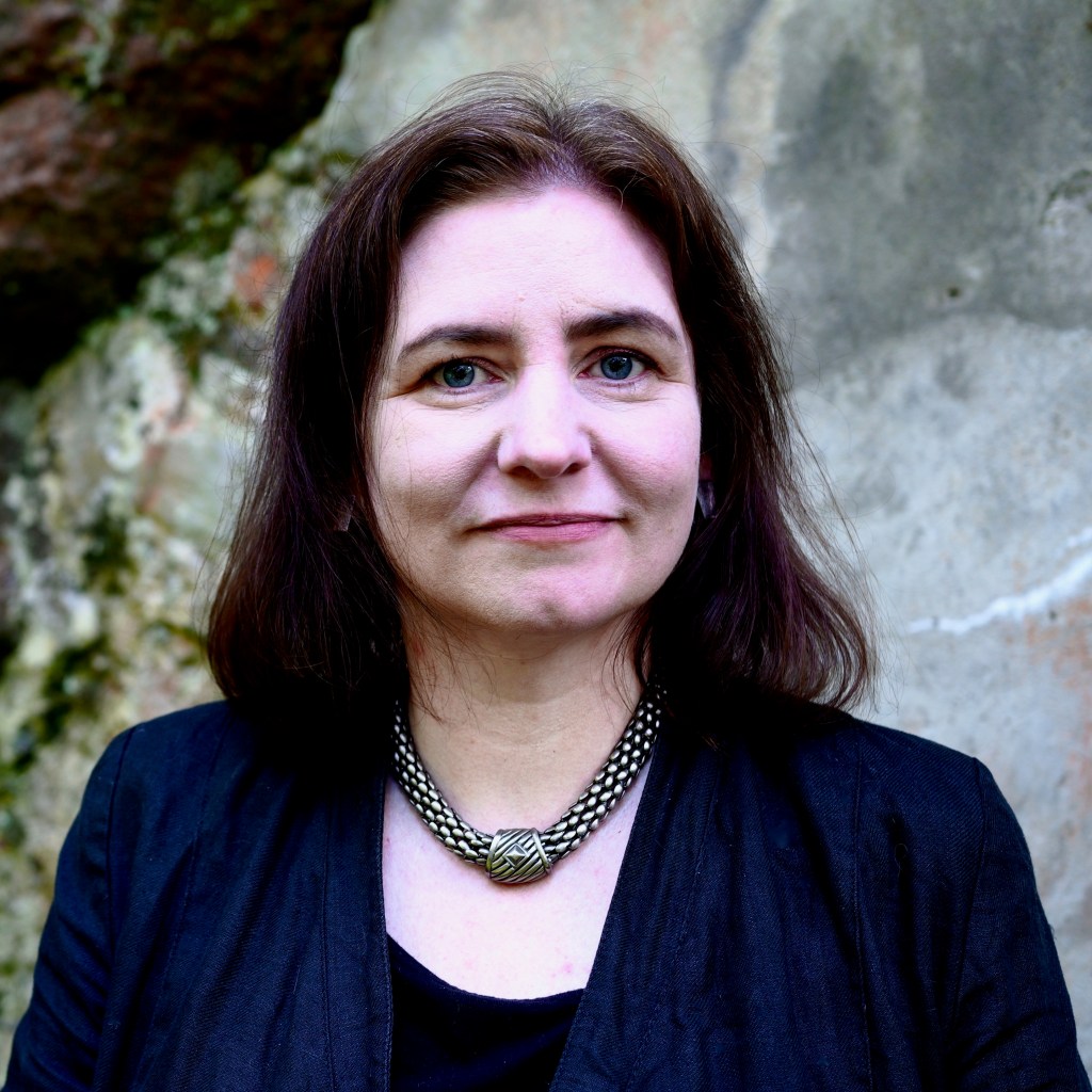 LATURA - Michelle Hayes- Saarenoja